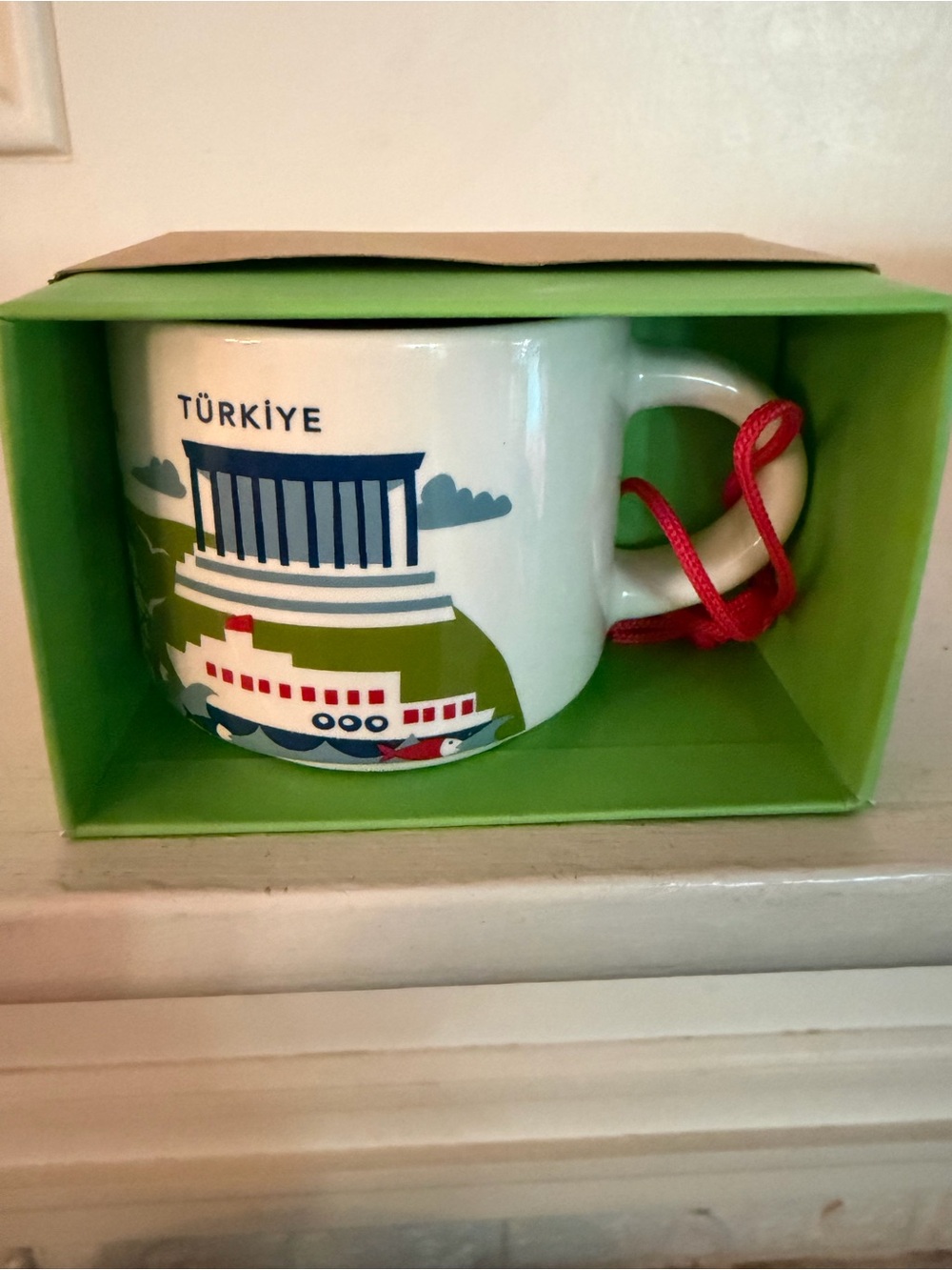 Starbucks 2oz Türkiye ornament.